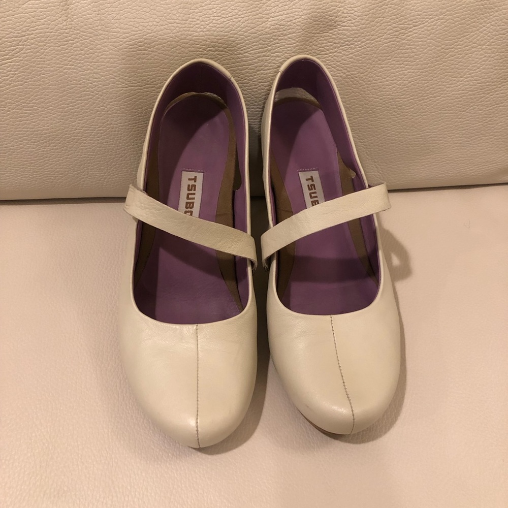 TSUBO Mary Jane heels, slingback w/velcro straps